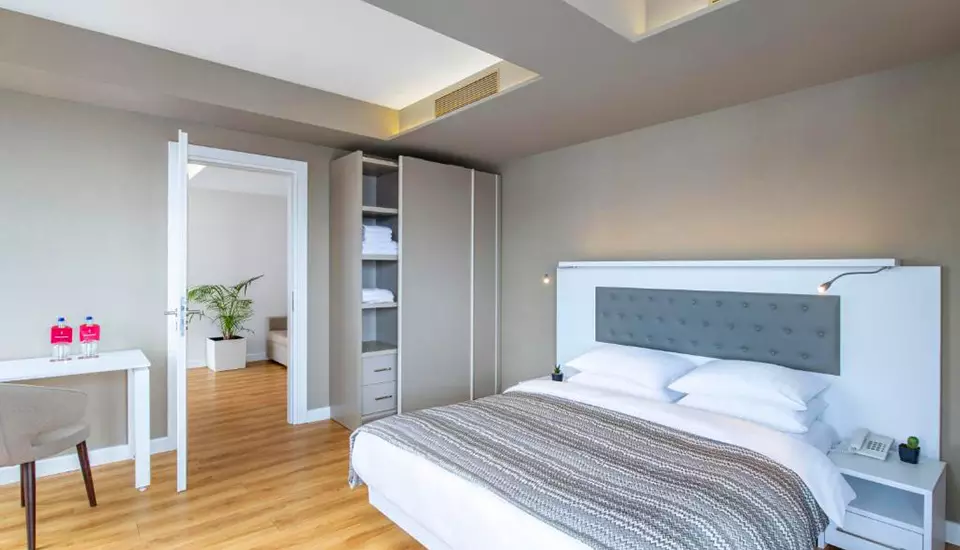 هتل آلیانس پالاس باتومی